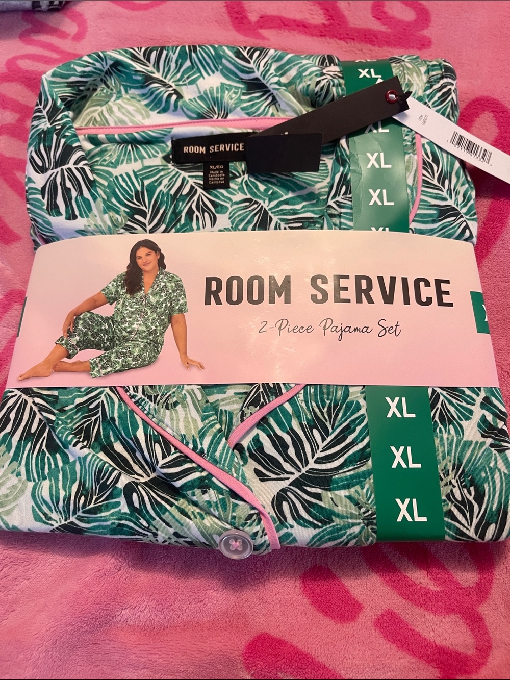 Room Service Women's Green Leaf 2-Piece Pajama Set - XL
